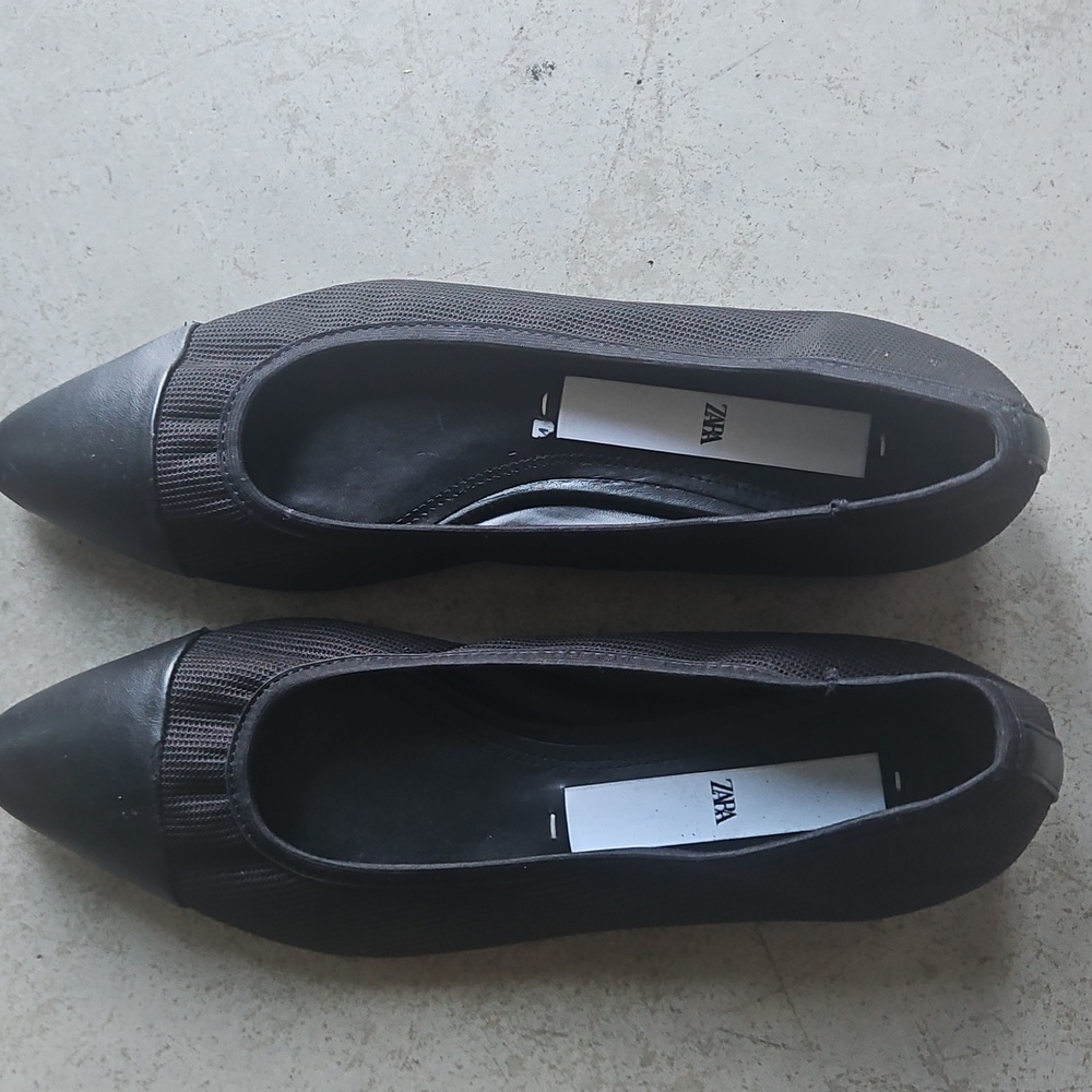 Zara Black Knit Flats - Picture 6 of 7